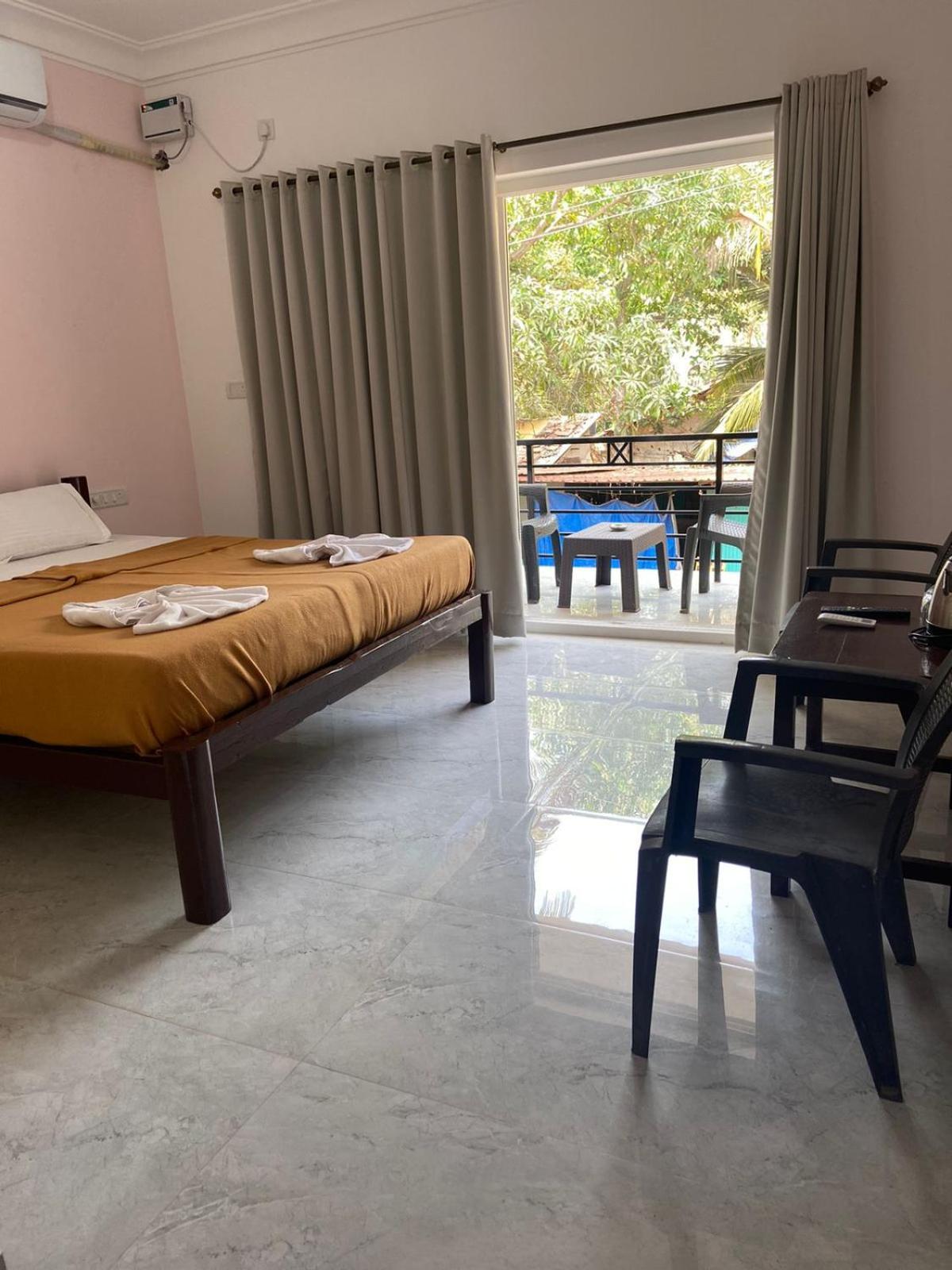 Hotel Ocean'S Edge By Vincen Calangute Exterior foto