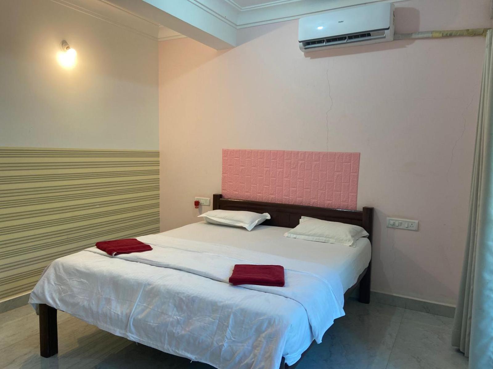 Hotel Ocean'S Edge By Vincen Calangute Zimmer foto
